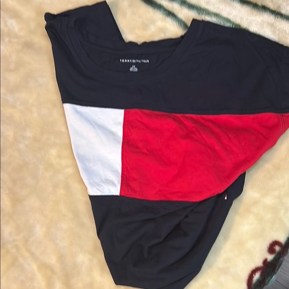 Tommy Hilfiger Bold Color Block Tee - Picture 3 of 3
